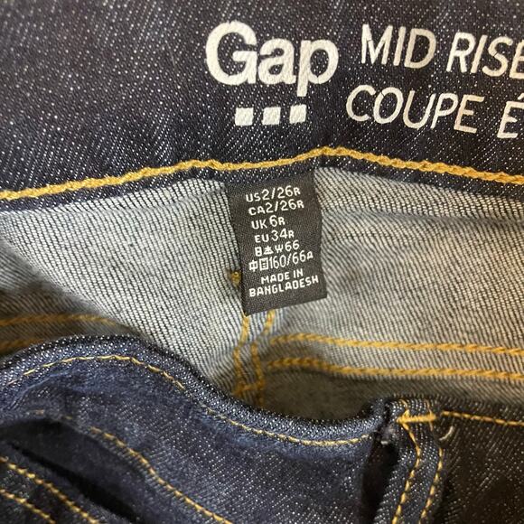 GAP Women’s Mid Rise Flare Jeans Size 2R 26R Dark Wash Stretch Denim Bootcut EUC - Picture 5 of 9